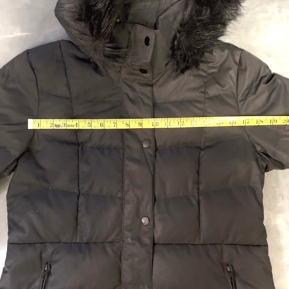 Lands End Womens Down Puffer Coat Black Faux Fur Hood Medium M Winter Jacket - Picture 7 of 8